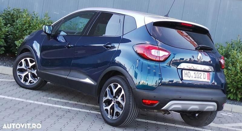 Second-hand Renault Captur Collection 150 CP (110 kW) 2020 Culoarealbastru SUV