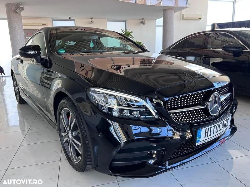 Culoarenegru Utilizat 2018 Mercedes C180 AMG line Coupe | 24.990 EUR (Scump) - Imagine 1/4