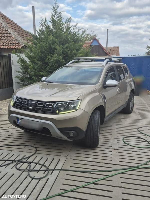 Culoaremaro Utilizat 2018 Dacia Duster Prestige SUV | 12.000 EUR (Preț OK) - Imagine 1/4