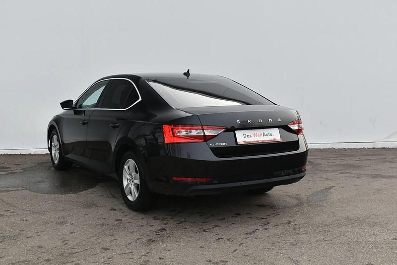 Second-hand Skoda Superb Ambition 150 CP (110 kW) 2023 Negru