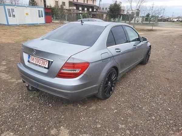Second-hand Mercedes A220 163 CP (119 kW) 2013 Berlinǎ