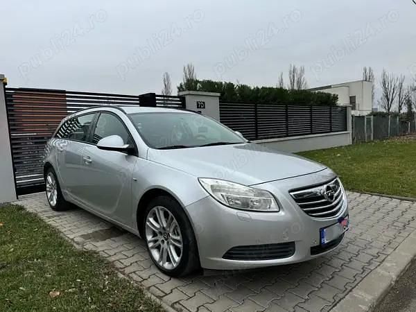 Second-hand Opel Insignia 110 CP (80 kW) 2011 Gri Break