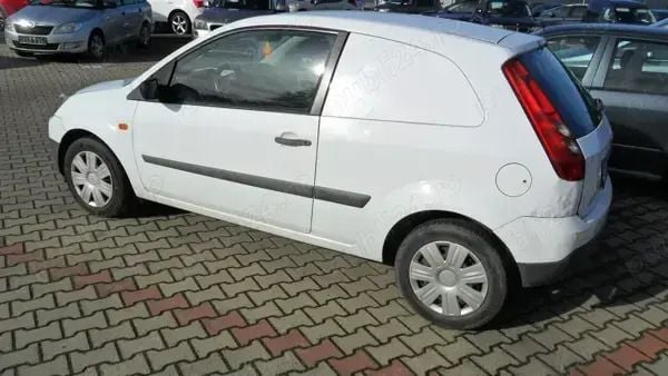 Second-hand Ford Fiesta 100 CP (73 kW) 2009 Alb Hatchback
