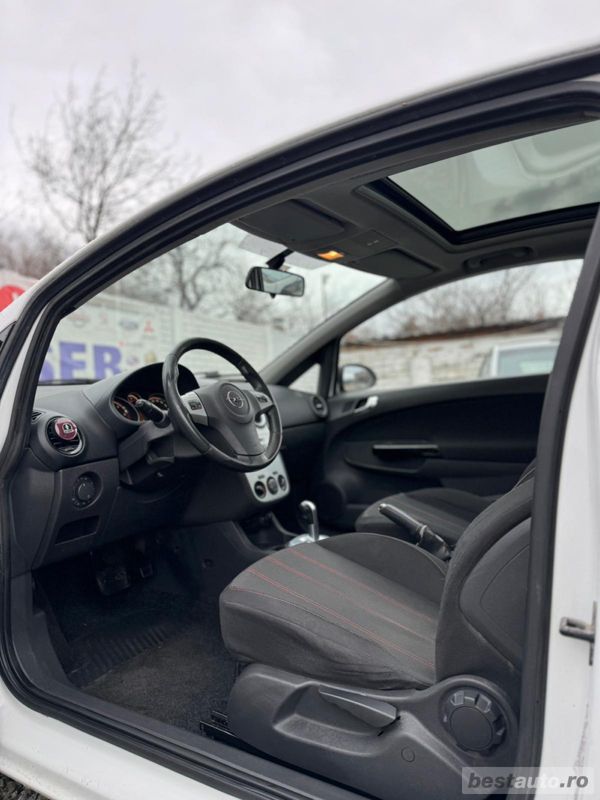 Utilizat 2009 Opel Corsa Coupe | 3.950 EUR (Preț OK) - Imagine 1/4