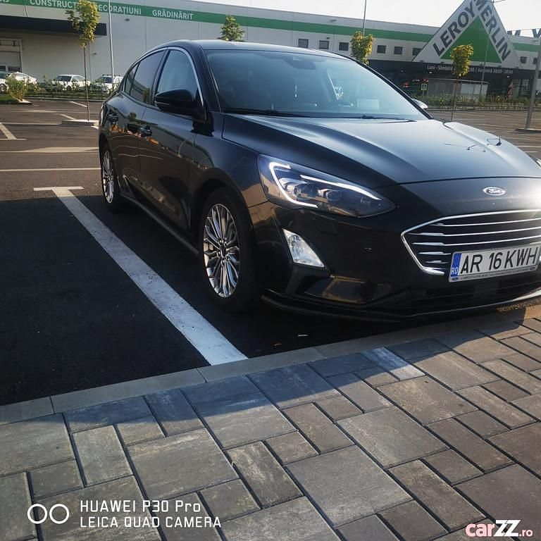 Second-hand Ford Focus 120 CP (88 kW) 2019 Negru Berlinǎ