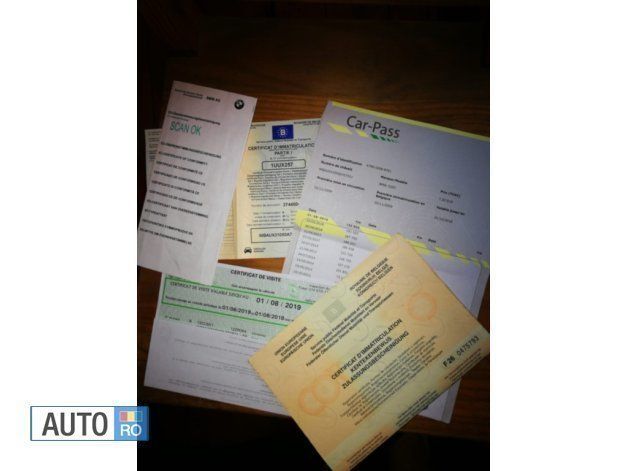 Argintiu Utilizat 2010 BMW 320 Sport Line Break | 4.950 EUR (Preț bun) - Imagine 1/3