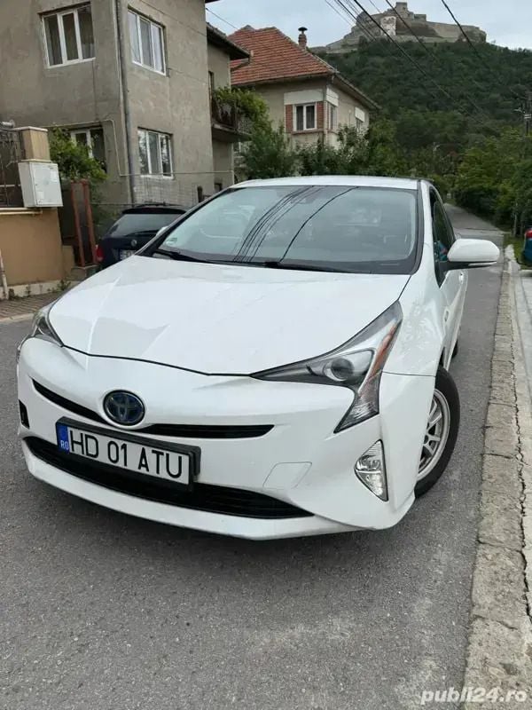 Alb Utilizat 2018 Toyota Prius Hatchback | 11.400 EUR - Imagine 1/4