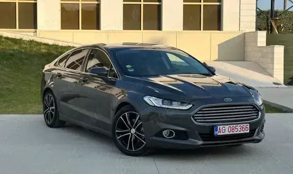 Gri Utilizat 2016 Ford Mondeo Titanium Berlinǎ | 10.300 EUR (Preț OK) - Imagine 1/4