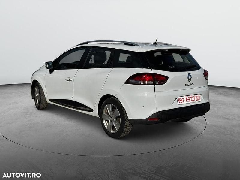 Second-hand Renault Clio GrandTour Dynamique 90 CP (66 kW) 2016 Culoarealb Break