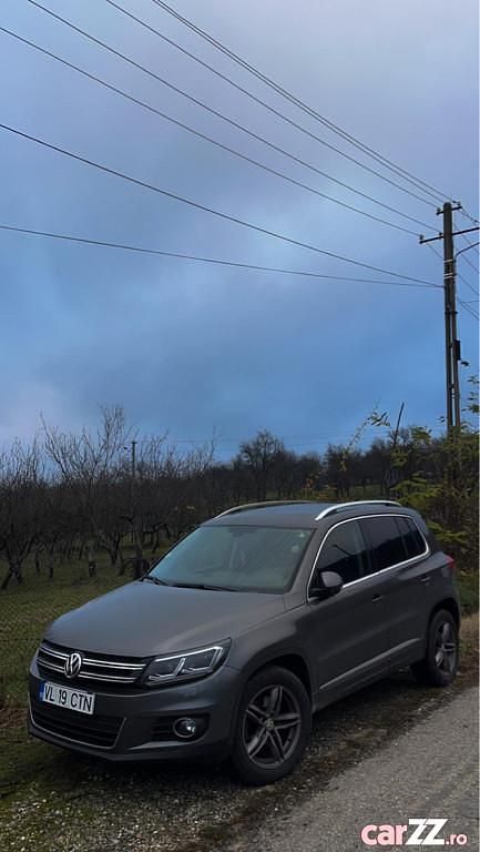 Gri Utilizat 2012 VW Tiguan SUV | 9.500 EUR (Preț OK) - Imagine 1/4