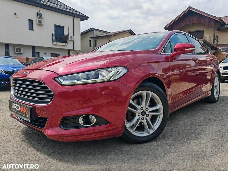 Rosu Utilizat 2015 Ford Mondeo Titanium Berlinǎ | 9.600 EUR (Preț OK) - Imagine 1/4