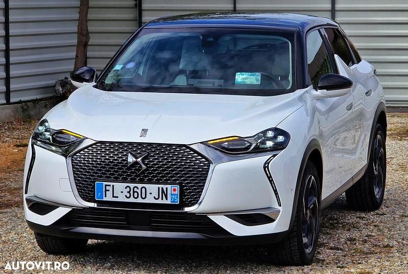 Culoarealb Utilizat 2020 DS Automobiles DS3 Crossback Grand Chic SUV | 14.499 EUR - Imagine 1/4