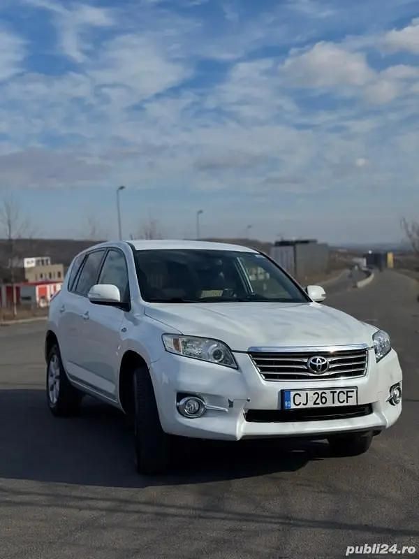 Utilizat 2011 Toyota RAV4 SUV | 8.699 EUR (Preț OK) - Imagine 1/4