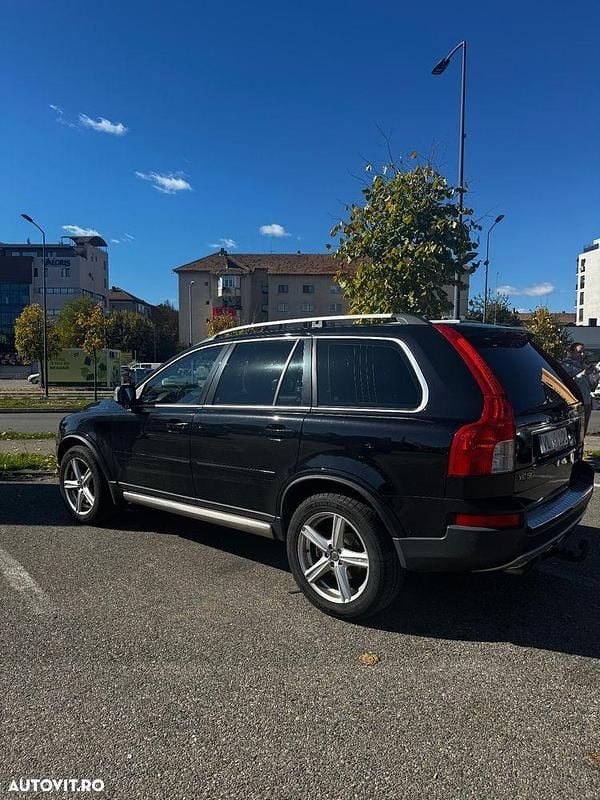 Culoarenegru Utilizat 2011 Volvo XC90 R-Design SUV | 8.950 EUR - Imagine 1/4