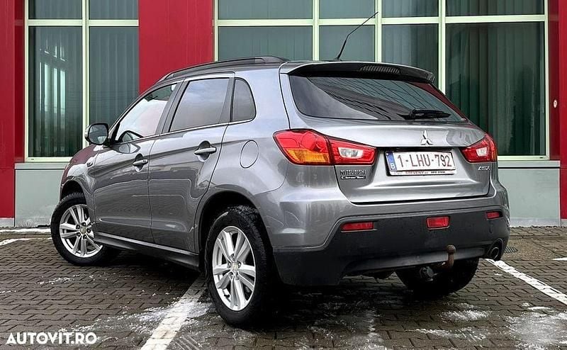 Second-hand Mitsubishi ASX Diamant Edition 150 CP (110 kW) 2012 Culoareargint SUV