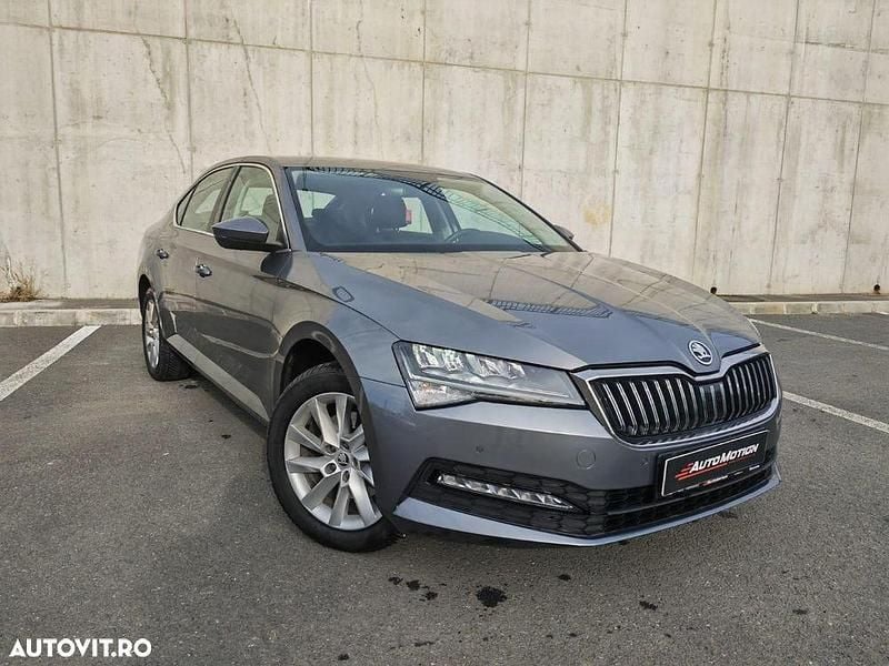 Culoaregri Utilizat 2023 Skoda Superb Berlinǎ | 27.500 EUR (Puțin scump) - Imagine 1/4