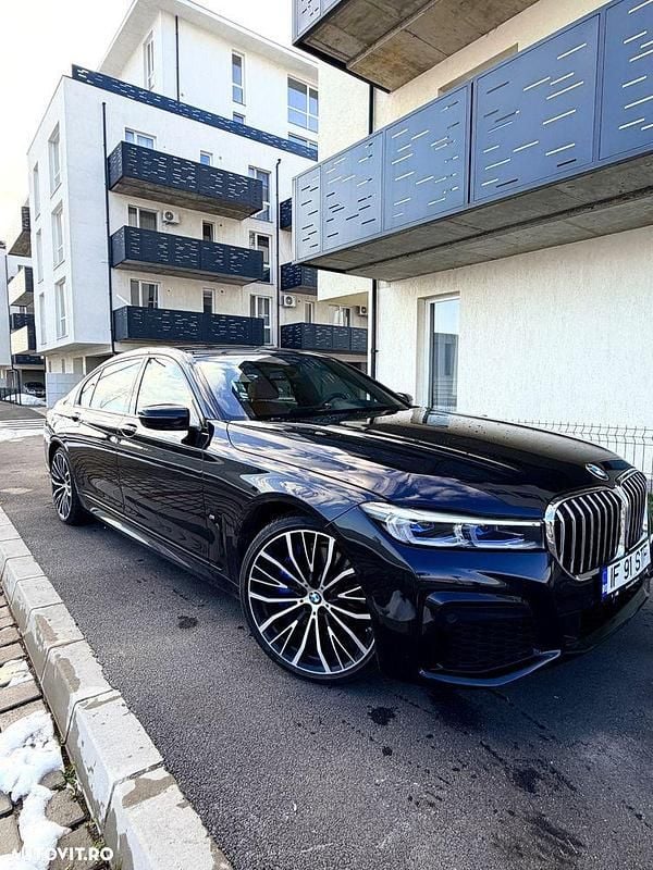 Second-hand BMW 745e Comfort Edition 394 CP (289 kW) 2020 Culoarenegru Berlinǎ