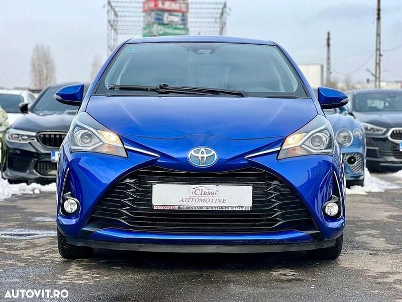 Second-hand Toyota Yaris Hybrid 73 CP (53 kW) 2019 Culoarealbastru