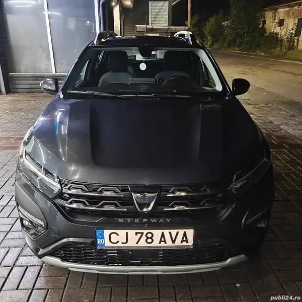 Gri Utilizat 2022 Dacia Sandero Stepway Hatchback | 11.500 EUR (Preț OK) - Imagine 1/4