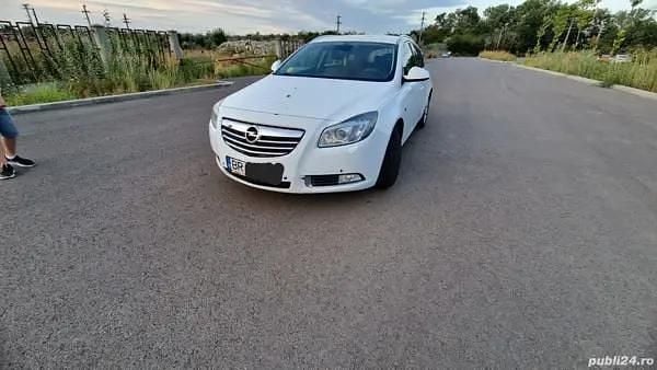 Utilizat 2013 Opel Insignia Break | 3.500 EUR (Preț OK) - Imagine 1/4