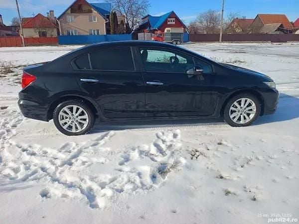 Second-hand Honda Civic 141 CP (103 kW) 2013 Negru Berlinǎ