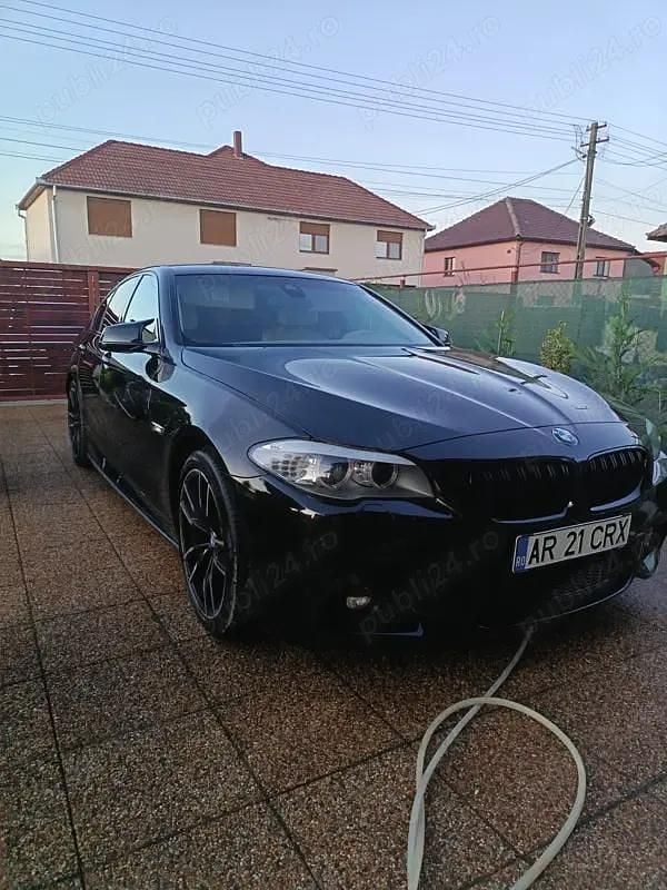 Utilizat 2013 BMW 520 Berlinǎ | 9.500 EUR (Preț bun) - Imagine 1/4