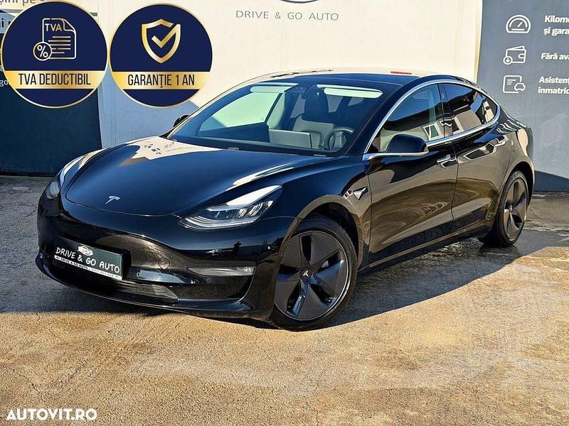 Second-hand Tesla Model 3 365 kW (497 CP) 2020 Culoarenegru Berlinǎ