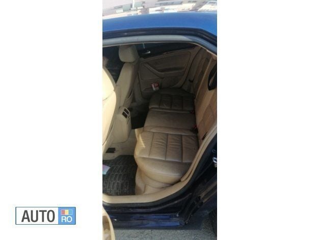 Albastru marin Utilizat 2007 VW Jetta Berlinǎ | 3.650 EUR (Puțin scump) - Imagine 1/4