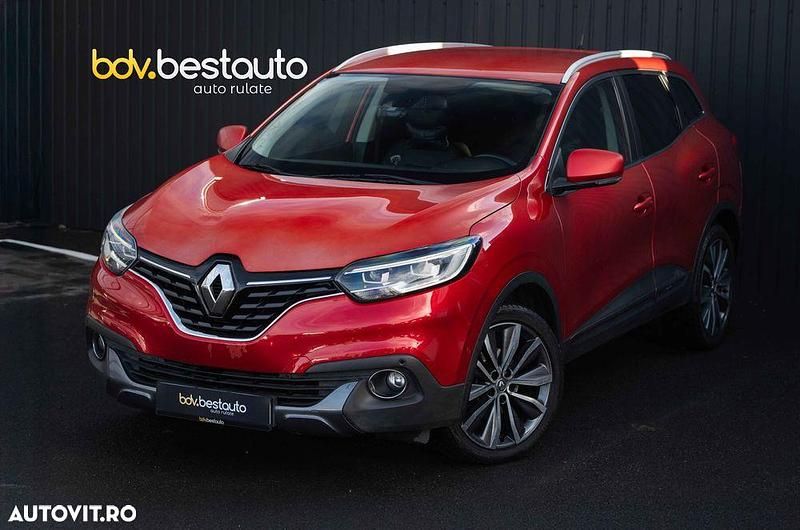 Culoarerosu Utilizat 2016 Renault Kadjar Zen SUV | 10.400 EUR (Preț OK) - Imagine 1/4