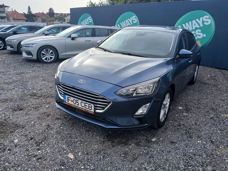 Alb Utilizat 2017 Ford Focus Trend Berlinǎ | 12.750 EUR (Scump) - Imagine 1/4