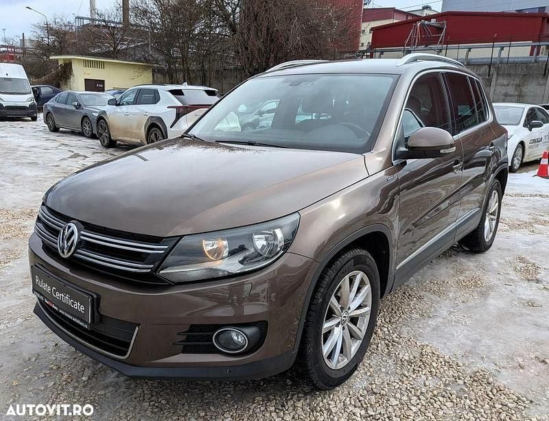 Culoaremaro Utilizat 2015 VW Tiguan Sport SUV | 13.488 EUR (Preț bun) - Imagine 1/4