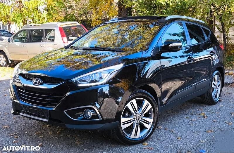 Culoarenegru Utilizat 2015 Hyundai ix35 Style SUV | 9.350 EUR (Preț bun) - Imagine 1/4
