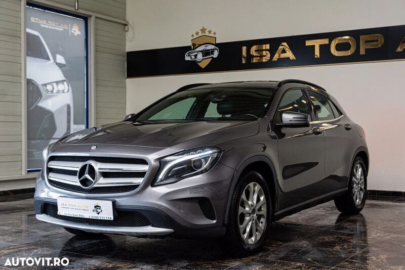 Argint Utilizat 2014 Mercedes GLA200 Style SUV | 13.500 EUR (Scump) - Imagine 1/4