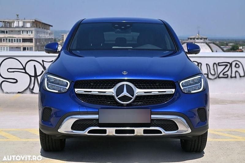 Second-hand Mercedes GLC300 Exclusive 258 CP (189 kW) 2019 Culoarealbastru Coupe