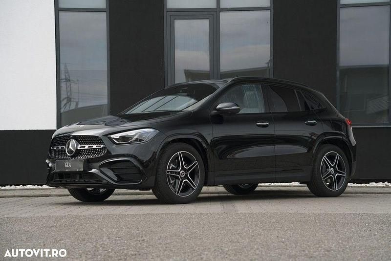 Culoarenegru Nouă 2025 Mercedes GLA220 SUV | 56.634 EUR - Imagine 1/4
