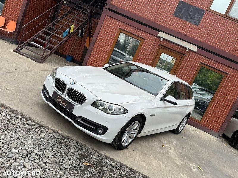 Culoarealb Utilizat 2013 BMW 520 Comfort Edition Break | 9.499 EUR (Preț bun) - Imagine 1/4