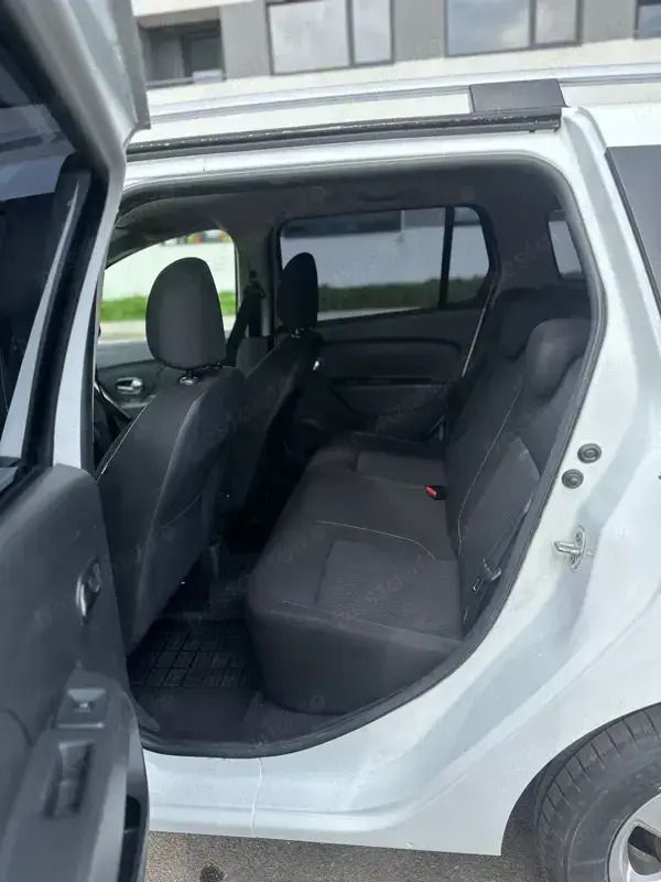 Utilizat 2019 Dacia Logan Berlinǎ | 8.000 EUR (Preț OK) - Imagine 1/4