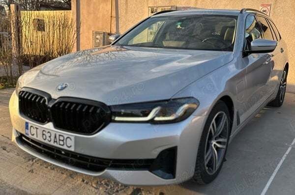 Gri Utilizat 2021 BMW 530e Luxury Line Berlinǎ | 25.250 EUR (Preț bun) - Imagine 1/4