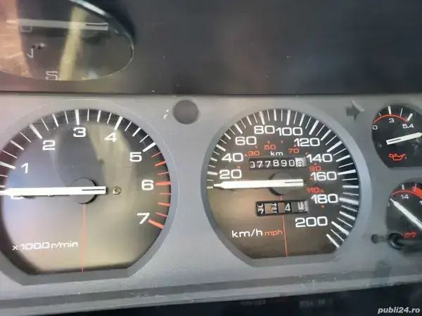Albastru Utilizat 1989 Jeep Cherokee SUV | 7.000 EUR - Imagine 1/4