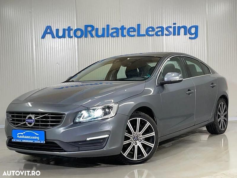 Culoaregri Utilizat 2016 Volvo S60 Momentum Berlinǎ | 13.190 EUR (Preț OK) - Imagine 1/4
