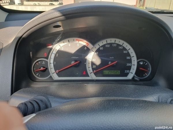 Second-hand Chevrolet Captiva 115 CP (84 kW) 2008 Bej SUV