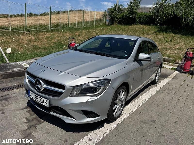 Culoaregri Utilizat 2015 Mercedes CLA220 Shooting Brake AMG line Break | 9.800 EUR - Imagine 1/4