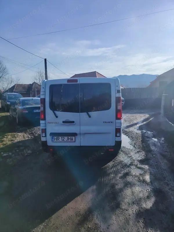 Second-hand Renault Trafic 92 CP (67 kW) 2018 Monovolum