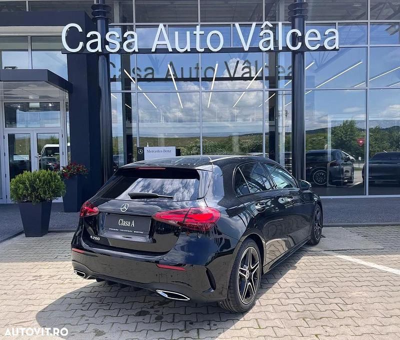 Second-hand Mercedes A200 163 CP (119 kW) 2024 Culoarenegru Hatchback