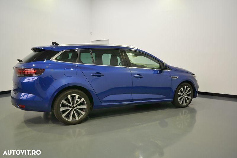 Second-hand Renault Mégane GrandTour RS Line 140 CP (102 kW) 2021 Culoarealbastru Break