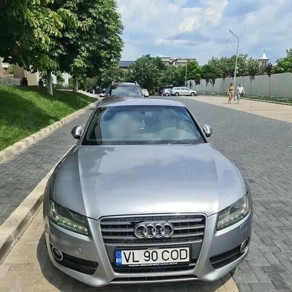 Utilizat 2009 Audi A5 Coupe | 4.500 EUR (Super Preț) - Imagine 1/4