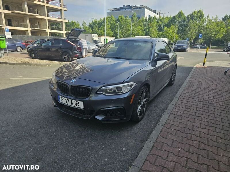 Gri Utilizat 2017 BMW M240 M Sport Coupe | 24.188 EUR - Imagine 1/4