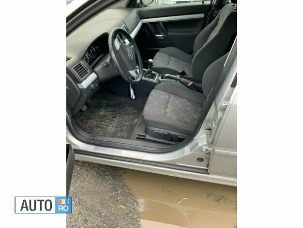 Second-hand Opel Vectra 91 CP (66 kW) 2005 Break