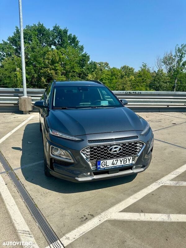 Gri Utilizat 2019 Hyundai Kona Premium SUV | 15.500 EUR (Super Preț) - Imagine 1/4