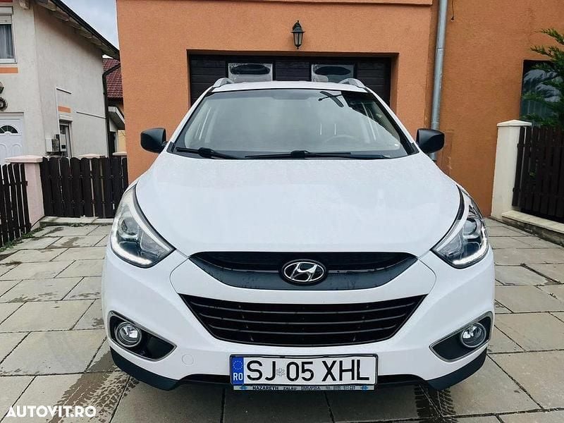Culoarealb Second-hand 2015 Hyundai ix35 SUV | 10.500 EUR (Preț bun) - Imagine 1/4